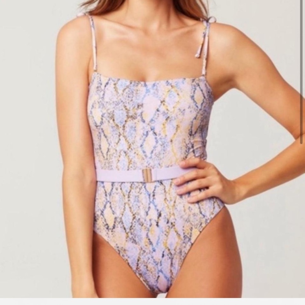 L SPACE
Originally $187  Size 4
Can go strapless or belt less